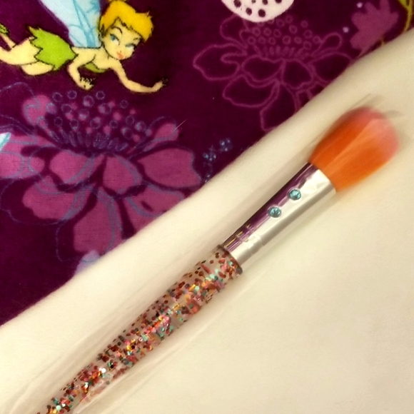 Brand New no Tags IPSY bag with 3 items! - Picture 4 of 7